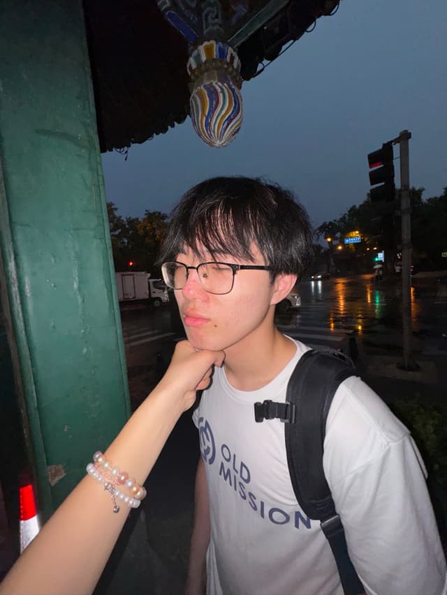 小黄毛变成冰激凌球噜！