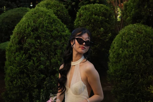 MY BADDIE GF YIJIN DONG 😍