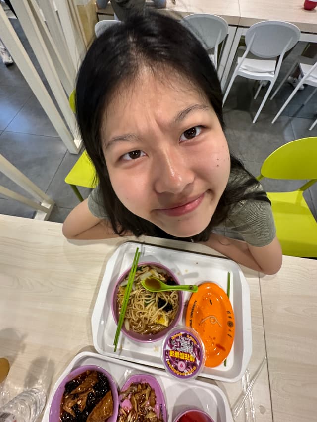 董祎瑾：”？？？”